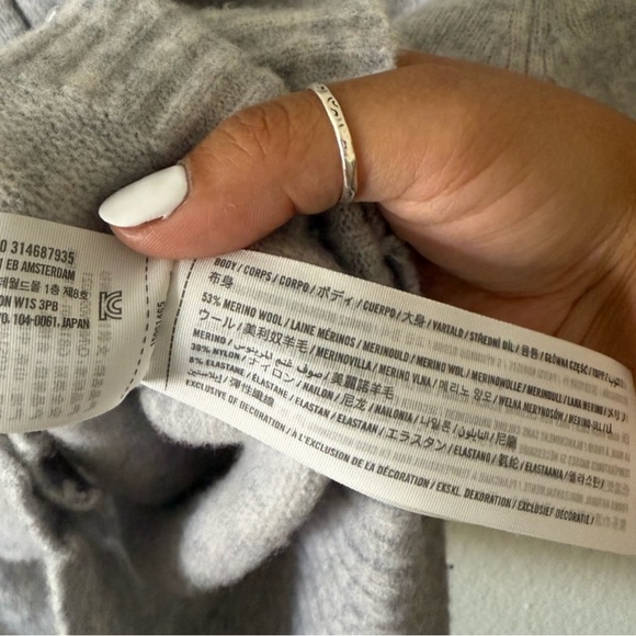 Abercrombie & Fitch Gray Cardigan Sweater - Picture 6 of 6